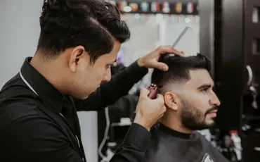 find Salon For Men services near me